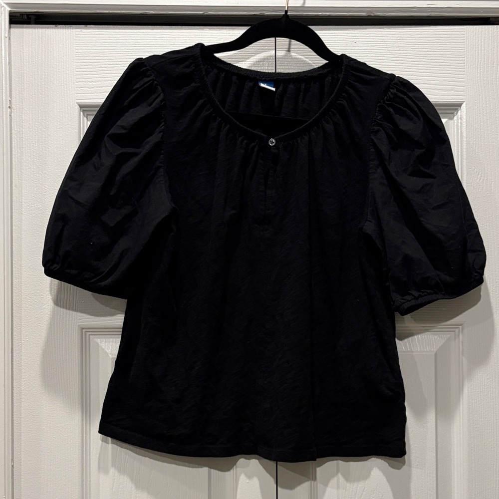 Old Navy Black Puff Sleeve Blouse